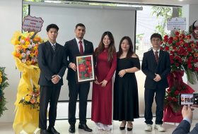 LAN TỎA TRI THỨC, KẾT NỐI SÁNG TẠO TOÀN CẦU: JAI & TUT TRAO TẶNG BẢN QUYỀN GIÁO TRÌNH TUT.Z TỚI VENEZUELA