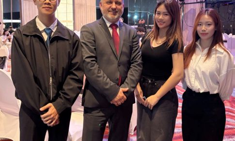 JAI RA MẮT HỆ SINH THÁI SỐ 5ID TẠI DIỄN ĐÀN DOANH NGHIỆP VIỆT – SÉC, ĐỒNG HÀNH CÙNG TUT BRAND KIẾN TẠO GIẢI PHÁP AI CHO SMEs